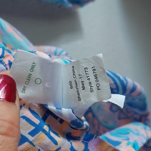 Lilly Pulitzer silk top - Picture 4 of 7